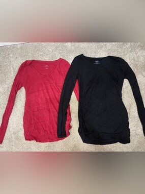 Lot of Maternity Long Sleeve V-Neck Tops - Red & Black Small